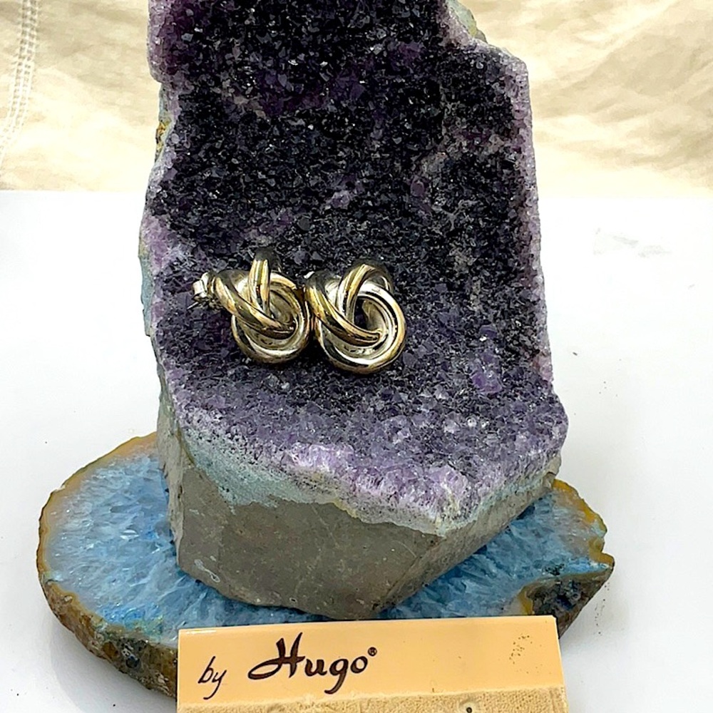 Brand New, Vintage Silver & Gold Knot Twisted Pierce Earrings By Hugo (1980’s) - Picture 2 of 5